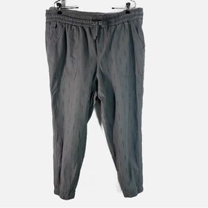 Athleta Farallon Printed Jogger Spliced Magic Metropolis Grey Women’s 18 Comfort